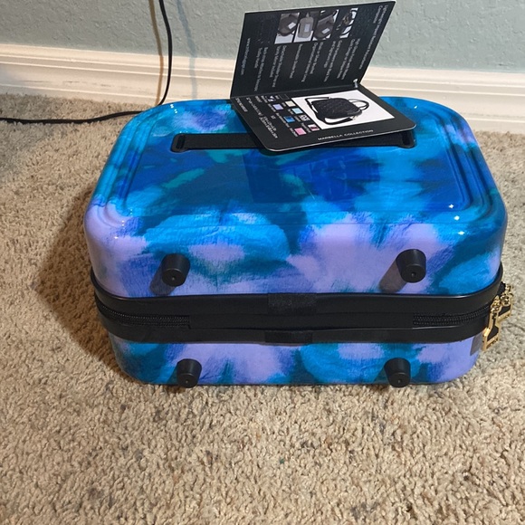 NWT-blue watercolor Hardside Cosmetics Case w/ Crossbody Strap, Organizer - Picture 6 of 15